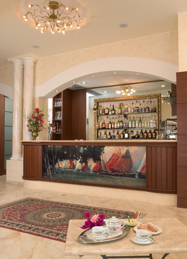 Hotel Rosa Maria Elite Bellaria-Igea Marina Exterior foto